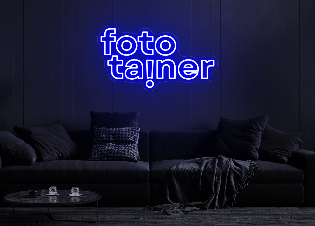 Foto Tainer
