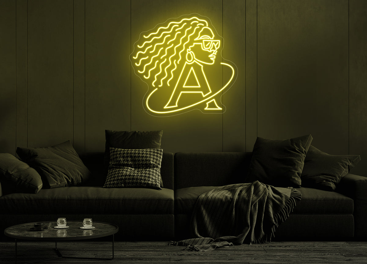 Queen Glow A